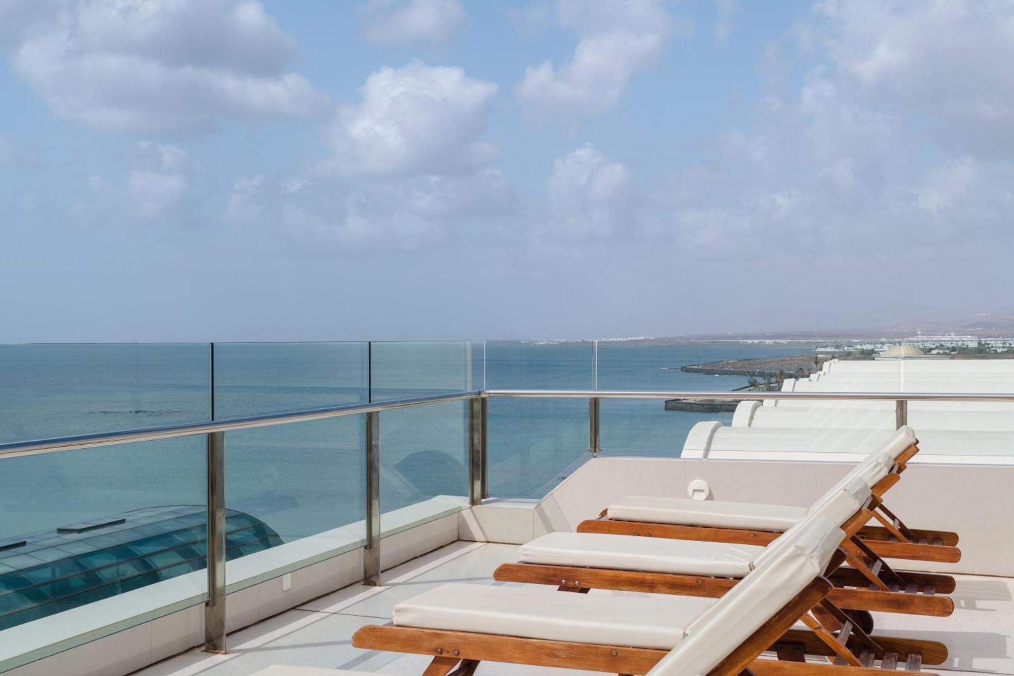 Plus Fariones Habitat Arrecife  Eksteriør bilde